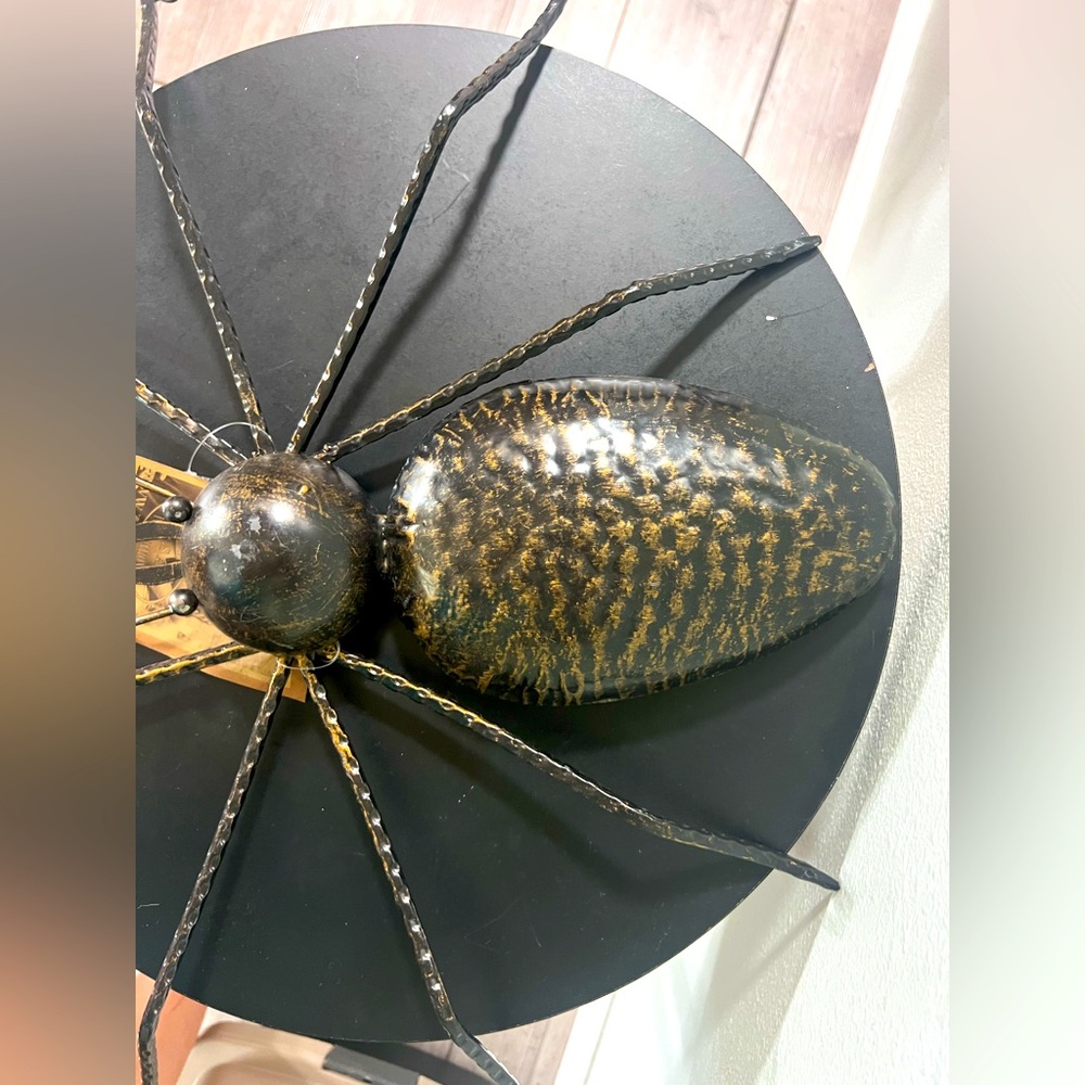NWT Zaer Limited Two Large Brass Metal Halloween Spider Wall Decor Out/Indoor - Picture 10 of 12